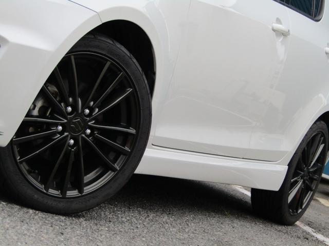 スイフトスポーツ ベースグレード 6速マニュアル車 NA1600cc HIDヘッドライト プッシュスタート 純正17インチアルミホイール モンスターシフトノブ クルコン 電格ミラー KENWOODナビ SDナビ フルセグTV視聴(15枚目)