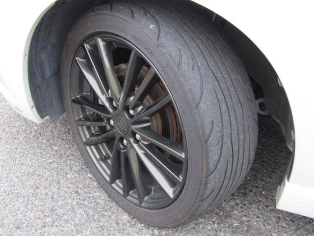 スイフトスポーツ ベースグレード 6速マニュアル車 NA1600cc HIDヘッドライト プッシュスタート 純正17インチアルミホイール モンスターシフトノブ クルコン 電格ミラー KENWOODナビ SDナビ フルセグTV視聴(19枚目)