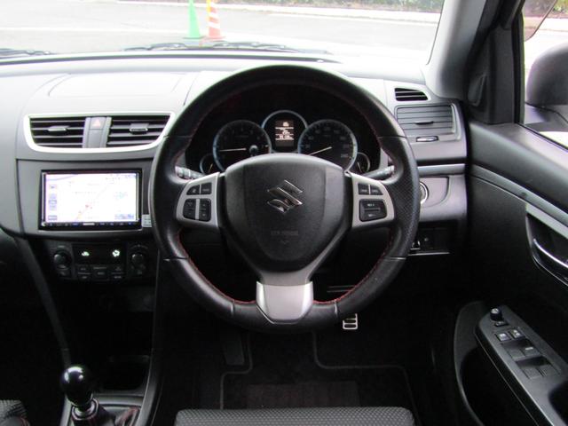 スイフトスポーツ ベースグレード 6速マニュアル車 NA1600cc HIDヘッドライト プッシュスタート 純正17インチアルミホイール モンスターシフトノブ クルコン 電格ミラー KENWOODナビ SDナビ フルセグTV視聴(25枚目)