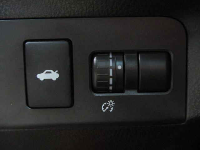 ８６ ＧＴ　６速　マニュアル　ＨＫＳ車高調　エアロ　ＲＡＹＳ　ＣＥ２８ＡＷ　トラストマフラー　ＧＴウィング　Ｂｌｕｅｔｏｏｔｈ対応　ストラーダナビ　ＥＴＣ　フルセグ　スマートキー（39枚目）