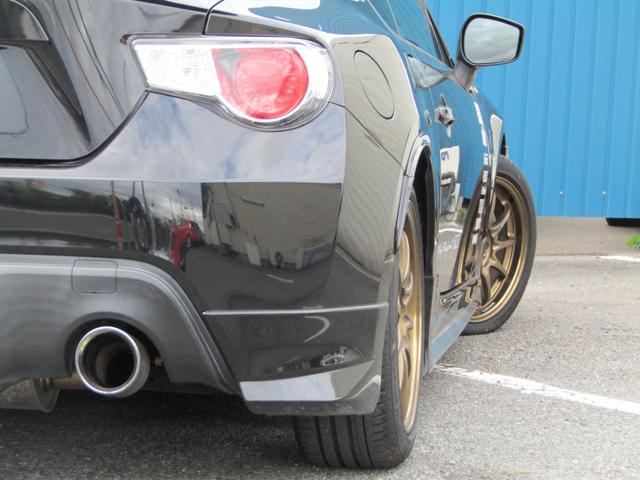 ８６ ＧＴ　６速　マニュアル　ＨＫＳ車高調　エアロ　ＲＡＹＳ　ＣＥ２８ＡＷ　トラストマフラー　ＧＴウィング　Ｂｌｕｅｔｏｏｔｈ対応　ストラーダナビ　ＥＴＣ　フルセグ　スマートキー（46枚目）