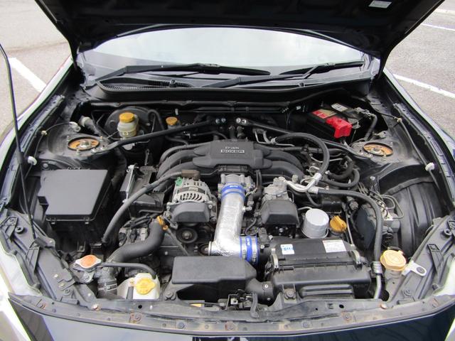 ８６ ＧＴ　６速　マニュアル　ＨＫＳ車高調　エアロ　ＲＡＹＳ　ＣＥ２８ＡＷ　トラストマフラー　ＧＴウィング　Ｂｌｕｅｔｏｏｔｈ対応　ストラーダナビ　ＥＴＣ　フルセグ　スマートキー（54枚目）