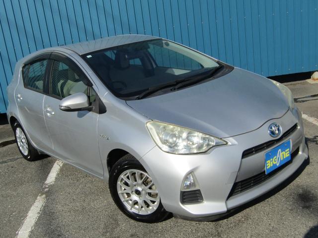 アクア Ｌ　ユーザー買取車　社外アルミ　ＥＴＣ　オートエアコン　キーレスキー　前席パワーウインドウ　後席ＩＳＯＦＩＸシート　電動格納ミラー　５人乗り（8枚目）