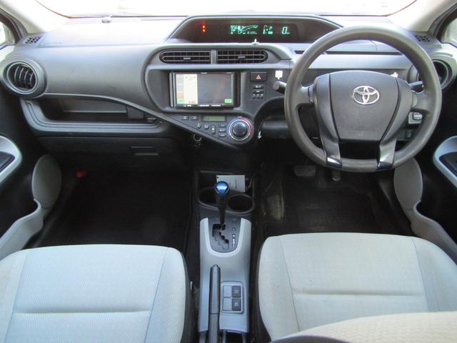 アクア Ｌ　ユーザー買取車　社外アルミ　ＥＴＣ　オートエアコン　キーレスキー　前席パワーウインドウ　後席ＩＳＯＦＩＸシート　電動格納ミラー　５人乗り（15枚目）