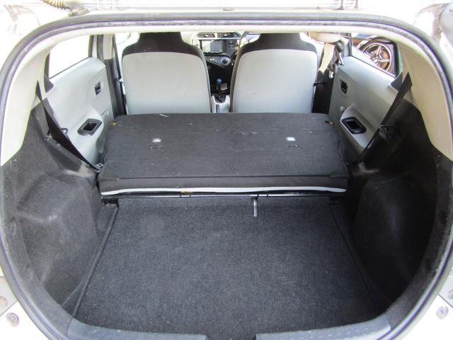 アクア Ｌ　ユーザー買取車　社外アルミ　ＥＴＣ　オートエアコン　キーレスキー　前席パワーウインドウ　後席ＩＳＯＦＩＸシート　電動格納ミラー　５人乗り（34枚目）