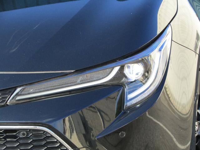 カローラツーリング ダブルバイビー　６速　ターボ　マニュアル車　ディスプレイオーディオ　バックカメラ　レーダークルーズ　トヨタセーフティセンス　衝突軽減システム　電子パーキング　スマートキー　　ハーフレザーシート　ＬＥＤヘッドライト（10枚目）