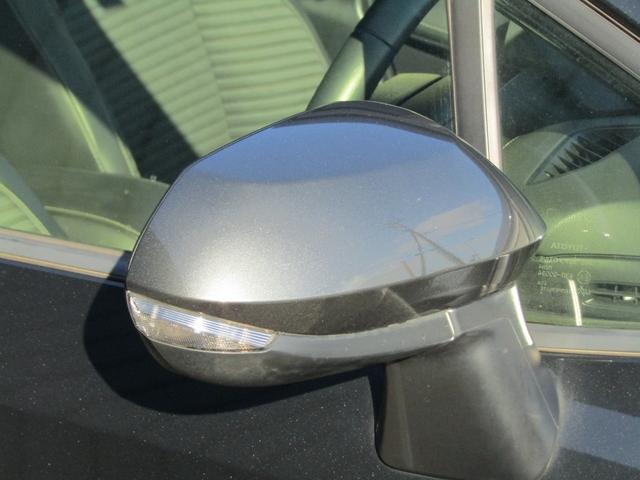 カローラツーリング ダブルバイビー　６速　ターボ　マニュアル車　ディスプレイオーディオ　バックカメラ　レーダークルーズ　トヨタセーフティセンス　衝突軽減システム　電子パーキング　スマートキー　　ハーフレザーシート　ＬＥＤヘッドライト（19枚目）