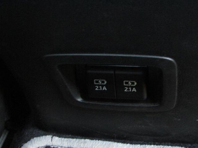 カローラツーリング ダブルバイビー　６速　ターボ　マニュアル車　ディスプレイオーディオ　バックカメラ　レーダークルーズ　トヨタセーフティセンス　衝突軽減システム　電子パーキング　スマートキー　　ハーフレザーシート　ＬＥＤヘッドライト（54枚目）