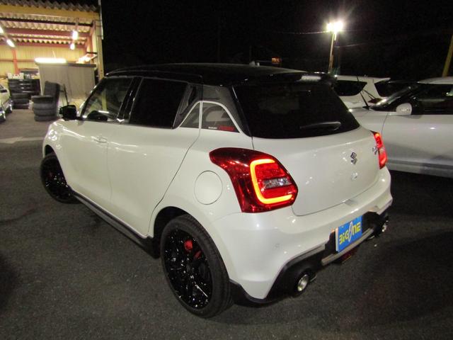 スイフトスポーツ ＺＣ３３Ｓ　ファイナルエディション　ターボ　マニュアル車　全周囲カメラ　クリアランスソナー　オートクルーズコントロール　レーンアシスト　衝突被害軽減システム　ＬＥＤヘッドランプ　スマートキー　電動格納ミラー　シートヒーター　盗難防止（2枚目）