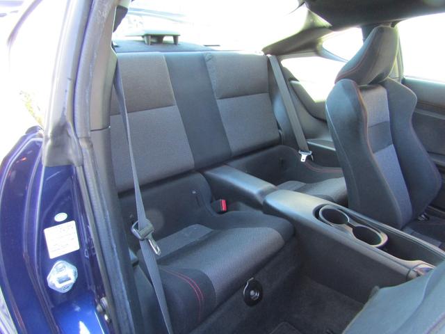 86 GT 6速 マニュアル フルエアロ フジツボマフラー 大型ウイング バックカメラ Bluetooth対応 純正ナビ 地デジ視聴 CD再生 ETC スマキー プッシュスタート ドラレコ HIDヘッドライト(47枚目)