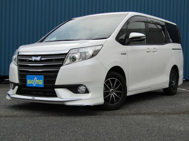 ノア ハイブリッドＧ　ユーザー買取車　パワスラ　フリップダウンモニター　Ｂｌｕｅｔｏｏｔｈ対応　純正ナビ　ＣＤ・ＤＶＤ　フルセグ視聴　モデリスタエアロ　シートヒーター　ビルトインＥＴＣ　社外ＡＷ　プッシュスタート　スマキー（7枚目）