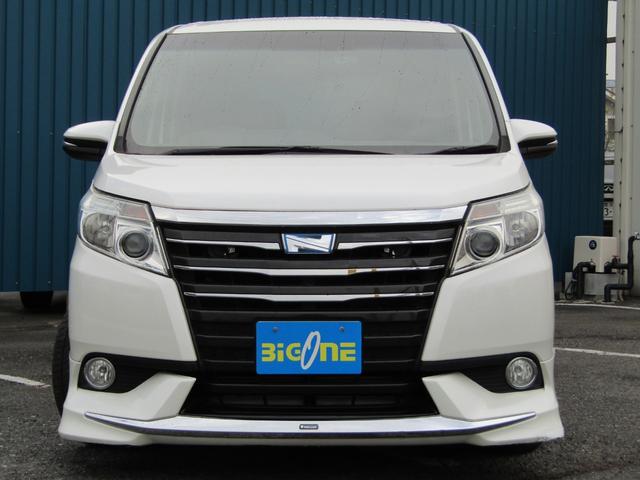 ノア ハイブリッドＧ　ユーザー買取車　パワスラ　フリップダウンモニター　Ｂｌｕｅｔｏｏｔｈ対応　純正ナビ　ＣＤ・ＤＶＤ　フルセグ視聴　モデリスタエアロ　シートヒーター　ビルトインＥＴＣ　社外ＡＷ　プッシュスタート　スマキー（9枚目）