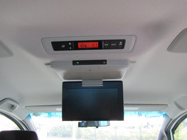 ノア ハイブリッドＧ　ユーザー買取車　パワスラ　フリップダウンモニター　Ｂｌｕｅｔｏｏｔｈ対応　純正ナビ　ＣＤ・ＤＶＤ　フルセグ視聴　モデリスタエアロ　シートヒーター　ビルトインＥＴＣ　社外ＡＷ　プッシュスタート　スマキー（47枚目）