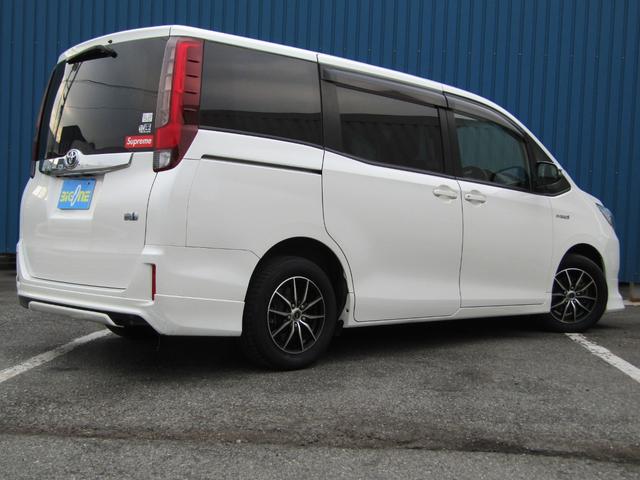 ノア ハイブリッドＧ　ユーザー買取車　パワスラ　フリップダウンモニター　Ｂｌｕｅｔｏｏｔｈ対応　純正ナビ　ＣＤ・ＤＶＤ　フルセグ視聴　モデリスタエアロ　シートヒーター　ビルトインＥＴＣ　社外ＡＷ　プッシュスタート　スマキー（57枚目）
