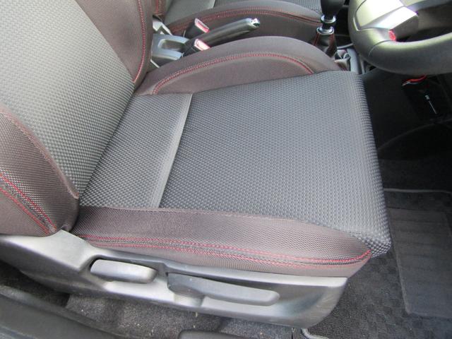 スイフトスポーツ ベースグレード ZC32最終型 6速 マニュアル車 エンケイ純正アルミホイール HIDヘッドライト ストラーダLS710一体型純正ナビ Bluetoothオーディオもちろん対応 ETC ドライブレコーダー(31枚目)