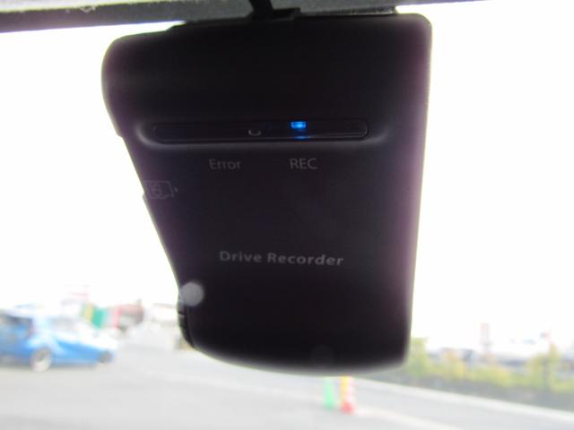 スイフトスポーツ ベースグレード ZC32最終型 6速 マニュアル車 エンケイ純正アルミホイール HIDヘッドライト ストラーダLS710一体型純正ナビ Bluetoothオーディオもちろん対応 ETC ドライブレコーダー(37枚目)