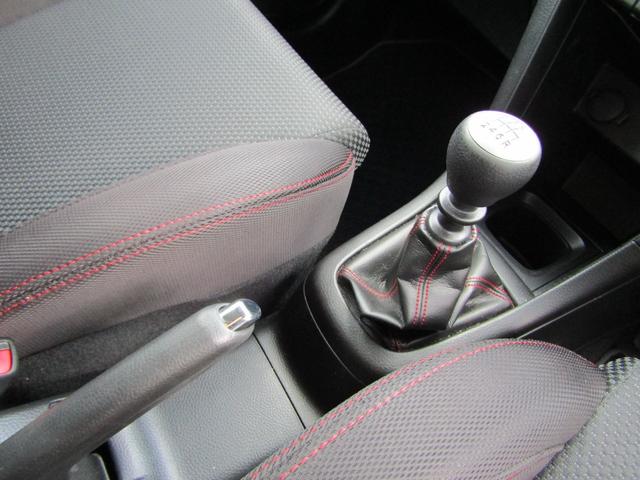 スイフトスポーツ ベースグレード ZC32最終型 6速 マニュアル車 エンケイ純正アルミホイール HIDヘッドライト ストラーダLS710一体型純正ナビ Bluetoothオーディオもちろん対応 ETC ドライブレコーダー(41枚目)