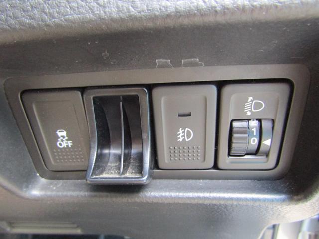 スイフトスポーツ ベースグレード ZC32最終型 6速 マニュアル車 エンケイ純正アルミホイール HIDヘッドライト ストラーダLS710一体型純正ナビ Bluetoothオーディオもちろん対応 ETC ドライブレコーダー(46枚目)