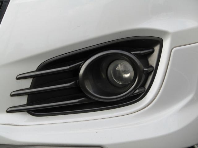 スイフトスポーツ ベースグレード 6速 マニュアル GReddyマフラー 社外エアロ モンスターアルミペダル バックカメラ ストラーダナビ Bluetooth対応 ビルトインETC HIDヘッドライト オートライト フルセグ視聴(11枚目)