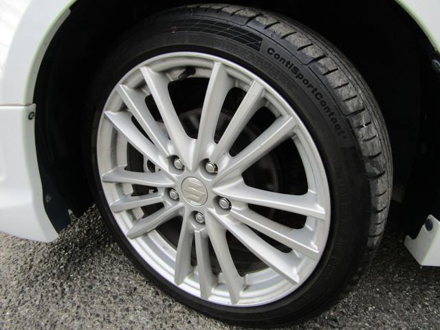 スイフトスポーツ ベースグレード 6速 マニュアル GReddyマフラー 社外エアロ モンスターアルミペダル バックカメラ ストラーダナビ Bluetooth対応 ビルトインETC HIDヘッドライト オートライト フルセグ視聴(15枚目)