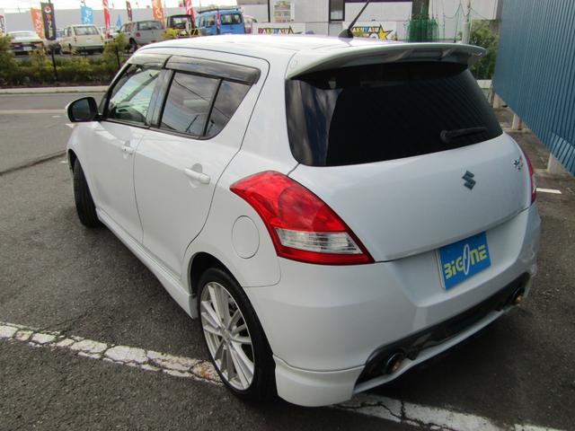 スイフトスポーツ ベースグレード 6速 マニュアル GReddyマフラー 社外エアロ モンスターアルミペダル バックカメラ ストラーダナビ Bluetooth対応 ビルトインETC HIDヘッドライト オートライト フルセグ視聴(17枚目)