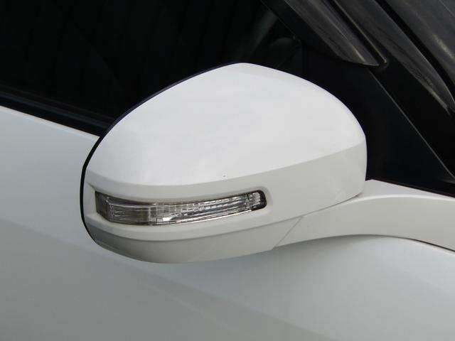 スイフトスポーツ ベースグレード 6速 マニュアル GReddyマフラー 社外エアロ モンスターアルミペダル バックカメラ ストラーダナビ Bluetooth対応 ビルトインETC HIDヘッドライト オートライト フルセグ視聴(19枚目)