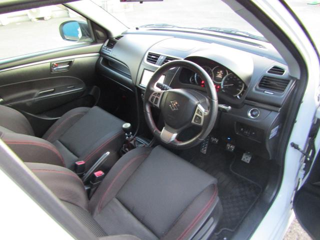 スイフトスポーツ ベースグレード 6速 マニュアル GReddyマフラー 社外エアロ モンスターアルミペダル バックカメラ ストラーダナビ Bluetooth対応 ビルトインETC HIDヘッドライト オートライト フルセグ視聴(24枚目)