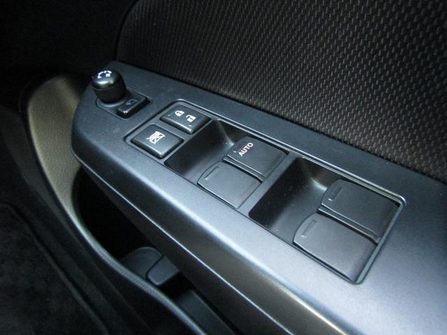 スイフトスポーツ ベースグレード 6速 マニュアル GReddyマフラー 社外エアロ モンスターアルミペダル バックカメラ ストラーダナビ Bluetooth対応 ビルトインETC HIDヘッドライト オートライト フルセグ視聴(41枚目)