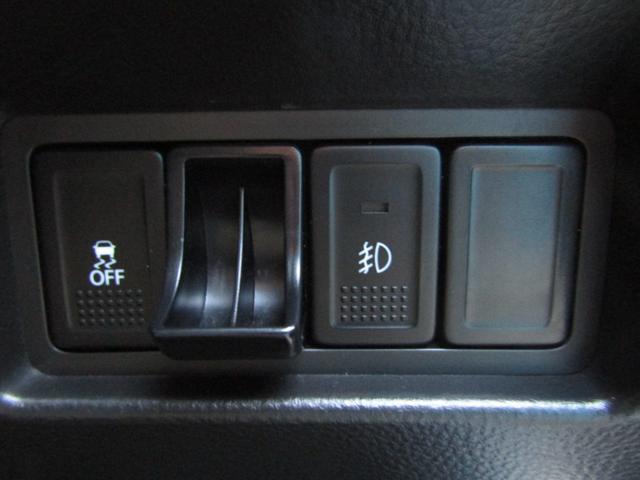 スイフトスポーツ ベースグレード 6速 マニュアル GReddyマフラー 社外エアロ モンスターアルミペダル バックカメラ ストラーダナビ Bluetooth対応 ビルトインETC HIDヘッドライト オートライト フルセグ視聴(43枚目)