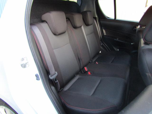 スイフトスポーツ ベースグレード 6速 マニュアル GReddyマフラー 社外エアロ モンスターアルミペダル バックカメラ ストラーダナビ Bluetooth対応 ビルトインETC HIDヘッドライト オートライト フルセグ視聴(50枚目)