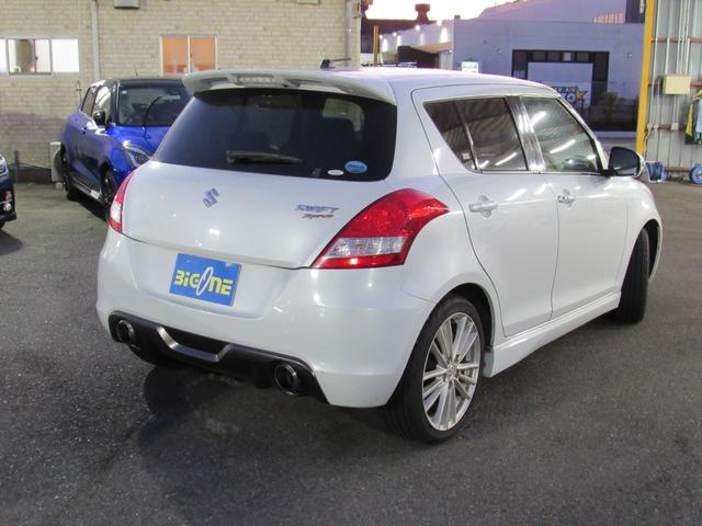 スイフトスポーツ ベースグレード 6速 マニュアル車 PIVOTスロコン ENKEI 17インチホイール デスチャージヘッドランプ Bluetoothオーディオ対応 SDナビ プッシュスタート クルーズコントロール(2枚目)