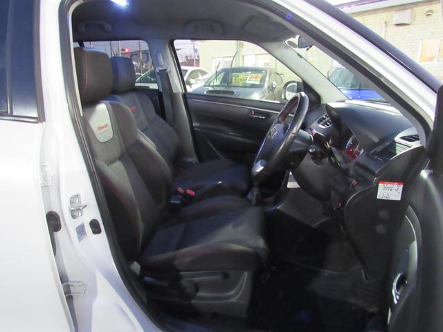 スイフトスポーツ ベースグレード 6速 マニュアル車 PIVOTスロコン ENKEI 17インチホイール デスチャージヘッドランプ Bluetoothオーディオ対応 SDナビ プッシュスタート クルーズコントロール(15枚目)