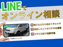 当店の車両は全台試乗可能です。展示場の在庫台数が多い為、目星を付けて、いざご来店された際にそれ以外のお車と迷われるお客様が殆どです。是非お好きな車両をご納得ゆくまで乗り比べしてください！ 3