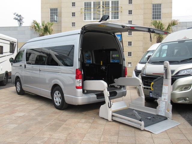 福祉車両 ウェルキャブ リアリフト 9人車いす4基固定 電動固定装置 電動ステップ SDナビ バックカメラ キーレス(8枚目)