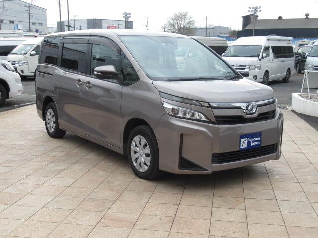 ヴォクシー Ｘ　福祉車両　ウェルキャブ　スロープ　タイプ２　クラリオンＳＤナビ　バックカメラ　後退防止ベルト　車いす電動固定装置　リア車高降下装置　片側電動スライドドア　トヨタセーフティセンス（39枚目）
