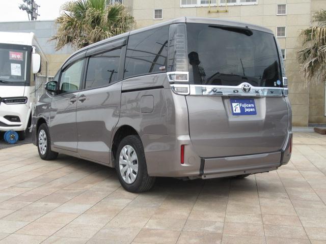 ヴォクシー Ｘ　福祉車両　ウェルキャブ　スロープ　タイプ２　クラリオンＳＤナビ　バックカメラ　後退防止ベルト　車いす電動固定装置　リア車高降下装置　片側電動スライドドア　トヨタセーフティセンス（42枚目）