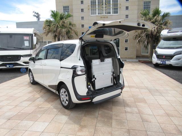 シエンタ Ｇ　福祉車両　ウェルキャブ　タイプ３　スロープ　助手席回転シート　純正ＳＤナビ　バックカメラ　フルセグ　両側電動スライドドア　セーフティセンス　シートヒーター（33枚目）