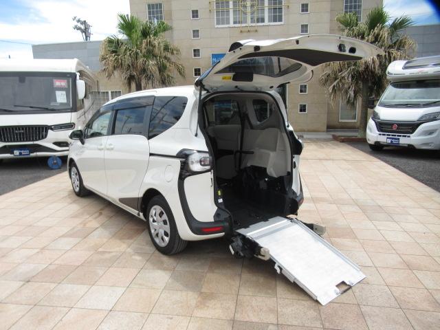 シエンタ Ｇ　福祉車両　ウェルキャブ　タイプ３　スロープ　助手席回転シート　純正ＳＤナビ　バックカメラ　フルセグ　両側電動スライドドア　セーフティセンス　シートヒーター（34枚目）