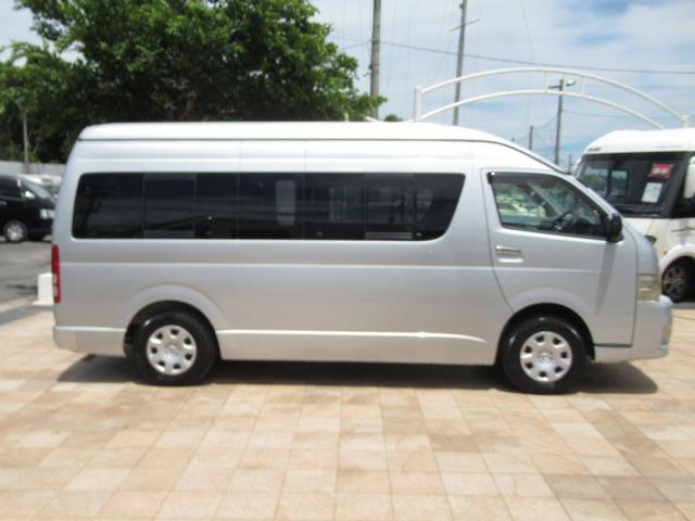 ハイエースコミューター 　福祉車両　ウェルキャブ　リアリフト　Ｄタイプ　車いす４基固定　車いす電動固定装置　電動サイドステップ（43枚目）