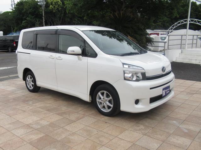 ヴォクシー Ｘ　Ｌエディション　福祉車両　ウェルキャブ　タイプ１　スロープ　４ＷＤ　事業用　サードシート無し　５人乗り　純正ＳＤナビ　バックカメラ　ＥＴＣ　片側電動スライドドア（38枚目）