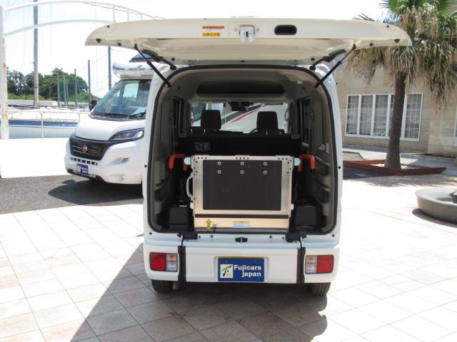 ＮＶ１００クリッパーリオ 　福祉車両　チェアキャブ　スロープタイプ　電動ウインチ　車いす手動固定ベルト　両側電動スライドドア　純正ナビ　バックカメラ　フルセグ　スマートキー　ナビ連動ドラレコ　セキュリティーアラーム（31枚目）