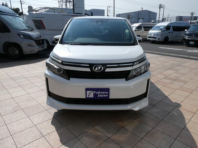 ヴォクシー Ｘ　福祉車両　４ＷＤ　ウェルキャブ　スロープ　タイプ１　リア車高降下装置　後退防止ベルト　車いす電動固定装置　両側電動スライドドア　ＥＴＣ　衝突軽減ブレーキ　セーフティーセンス（37枚目）