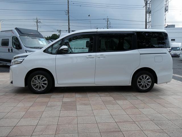 ヴォクシー Ｘ　福祉車両　４ＷＤ　ウェルキャブ　スロープ　タイプ１　車いす２基固定　電動ウインチ　車いす電動固定装置　衝突軽減ブレーキ　セーフティセンス　ＥＴＣ　片側電動スライドドア（42枚目）