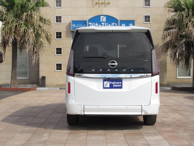 セレナ ＸＶ　福祉車両　チェアキャブ　スロープ　車いす２基固定　７人乗り　電動ウインチ　車いす電動固定装置　リア車高降下装置　衝突軽減ブレーキ　プロパイロット　前後ドライブレコーダー　ＥＴＣ　デジタルインナーミラー（41枚目）
