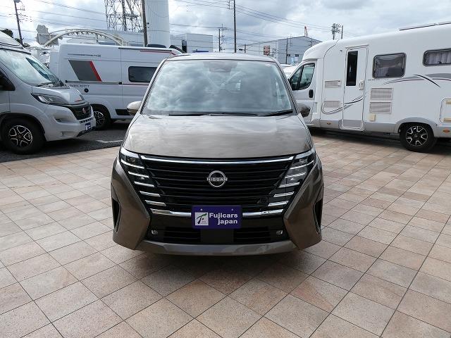セレナ ｅ－パワー　ハイウェイスターＶ　福祉車両　スロープ　車いす１名セカンド仕様　７人乗り　プロパイロット　車いす２列目固定　電動ウインチ　車いす電動固定装置　リア車高降下装置　ＥＴＣ２．０　前後ドライブレコーダー　両側オートスライドドア（42枚目）