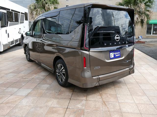 セレナ ｅ－パワー　ハイウェイスターＶ　福祉車両　スロープ　車いす１名セカンド仕様　７人乗り　プロパイロット　車いす２列目固定　電動ウインチ　車いす電動固定装置　リア車高降下装置　ＥＴＣ２．０　前後ドライブレコーダー　両側オートスライドドア（46枚目）