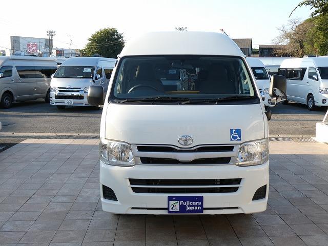 レジアスエースバン  福祉車両 ウェルキャブ Aタイプ 車いす2基固定 リアリフト 車いす2基固定 ストレッチャー固定装置 純正ストレッチャー付き(39枚目)