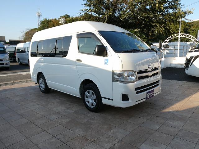 レジアスエースバン  福祉車両 ウェルキャブ Aタイプ 車いす2基固定 リアリフト 車いす2基固定 ストレッチャー固定装置 純正ストレッチャー付き(40枚目)