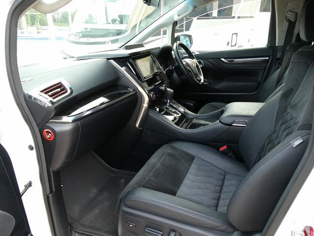 ヴェルファイアハイブリッド ＺＲ　福祉車両　ウェルキャブ　脱着式サイドリフトアップシート　両側電動スライドドア　ＥＴＣ　前後ドライブレコーダー　前後コーナーセンサー　運転席電動シート　助手席電動シート（3枚目）