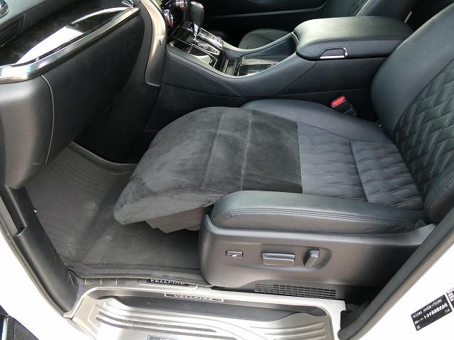 ヴェルファイアハイブリッド ＺＲ　福祉車両　ウェルキャブ　脱着式サイドリフトアップシート　両側電動スライドドア　ＥＴＣ　前後ドライブレコーダー　前後コーナーセンサー　運転席電動シート　助手席電動シート（5枚目）